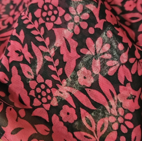 Lane Bryant 18/20 Semi-Sheer Pink Floral Scoop Neck Adjustable Strap Cami NWT - Picture 3 of 9